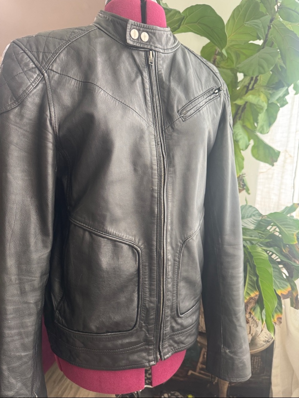 Barneys Originals Black Leather Moto Jacket Mens M Cafe Racer